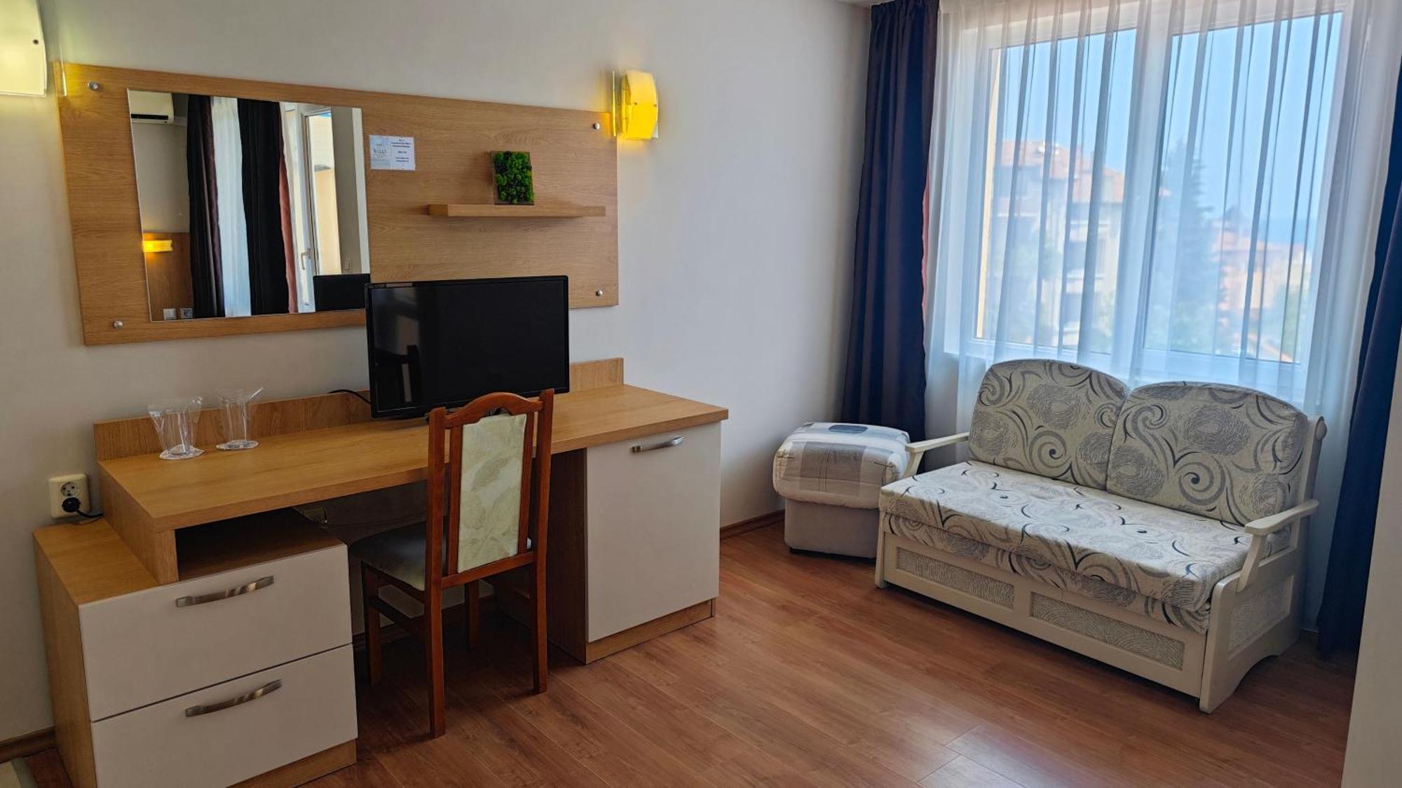 Family Hotel Milev 스베티 블라스 외부 사진