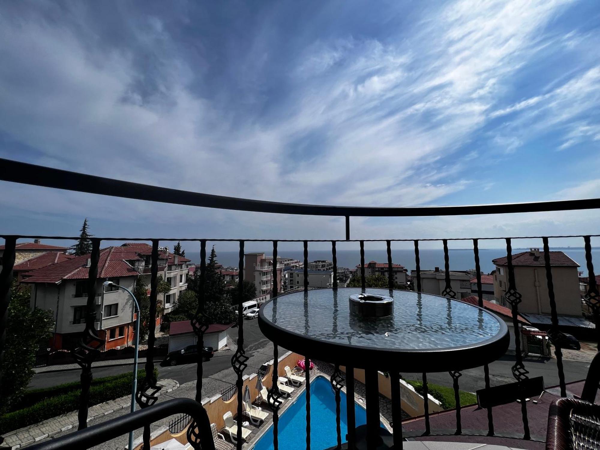Family Hotel Milev 스베티 블라스 외부 사진