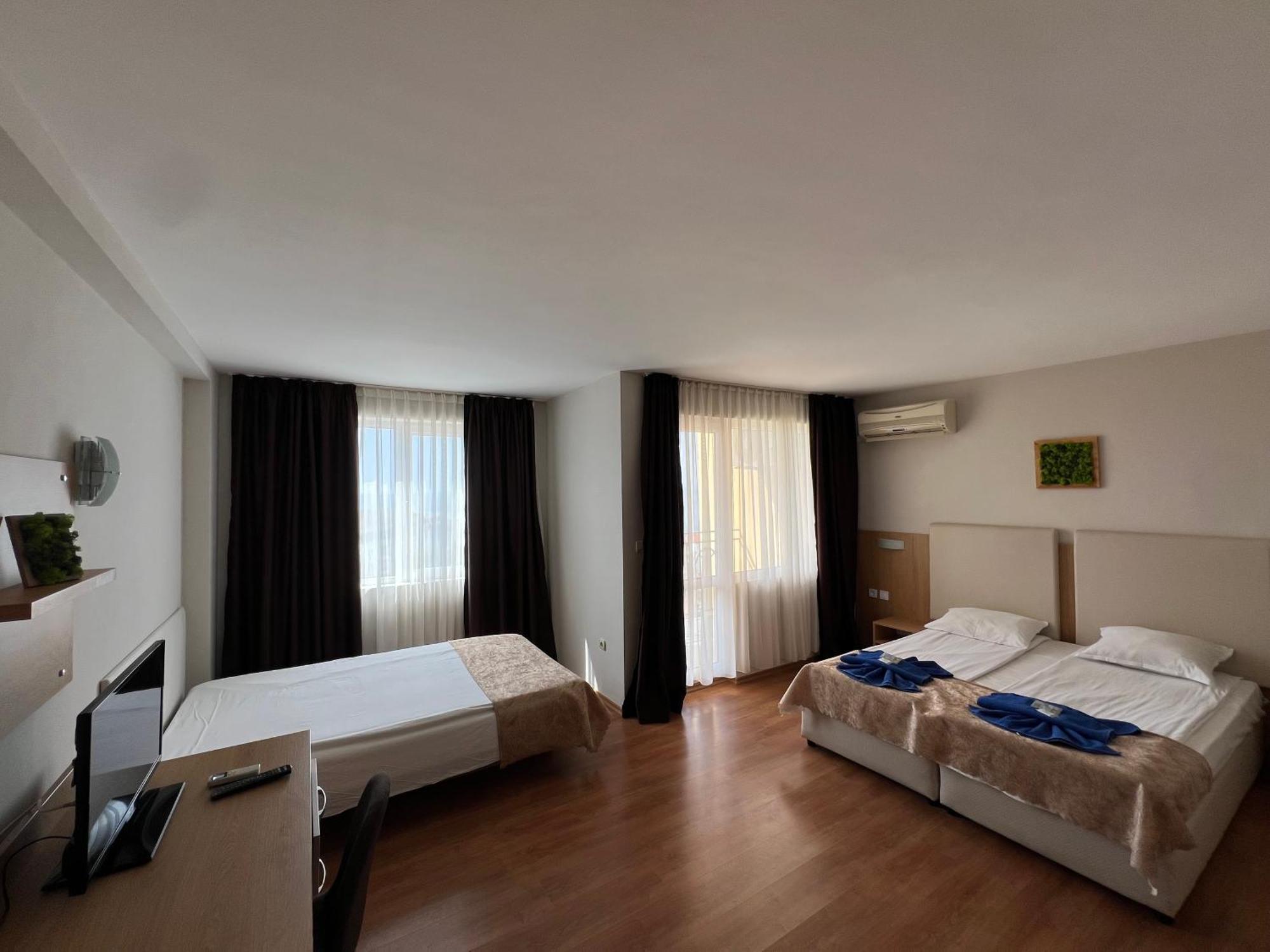 Family Hotel Milev 스베티 블라스 외부 사진